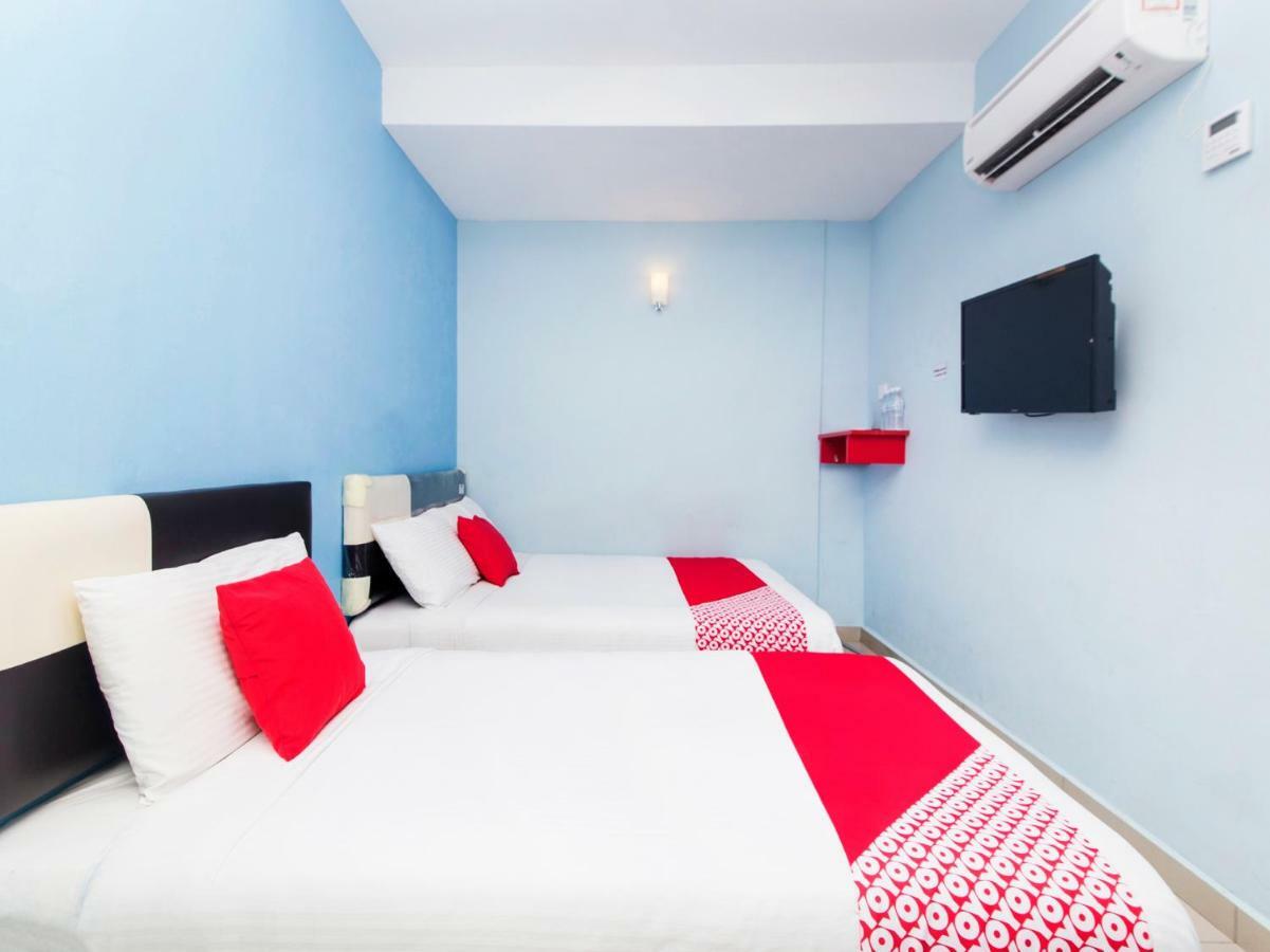 Oyo 220 Hotel Sri Maluri Куала-Лумпур Екстер'єр фото