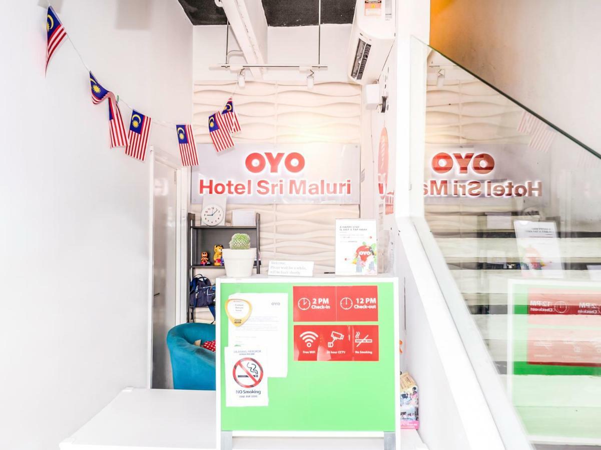 Oyo 220 Hotel Sri Maluri Куала-Лумпур Екстер'єр фото